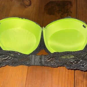 XOXO Lace push-up Bra in Green and Gray
